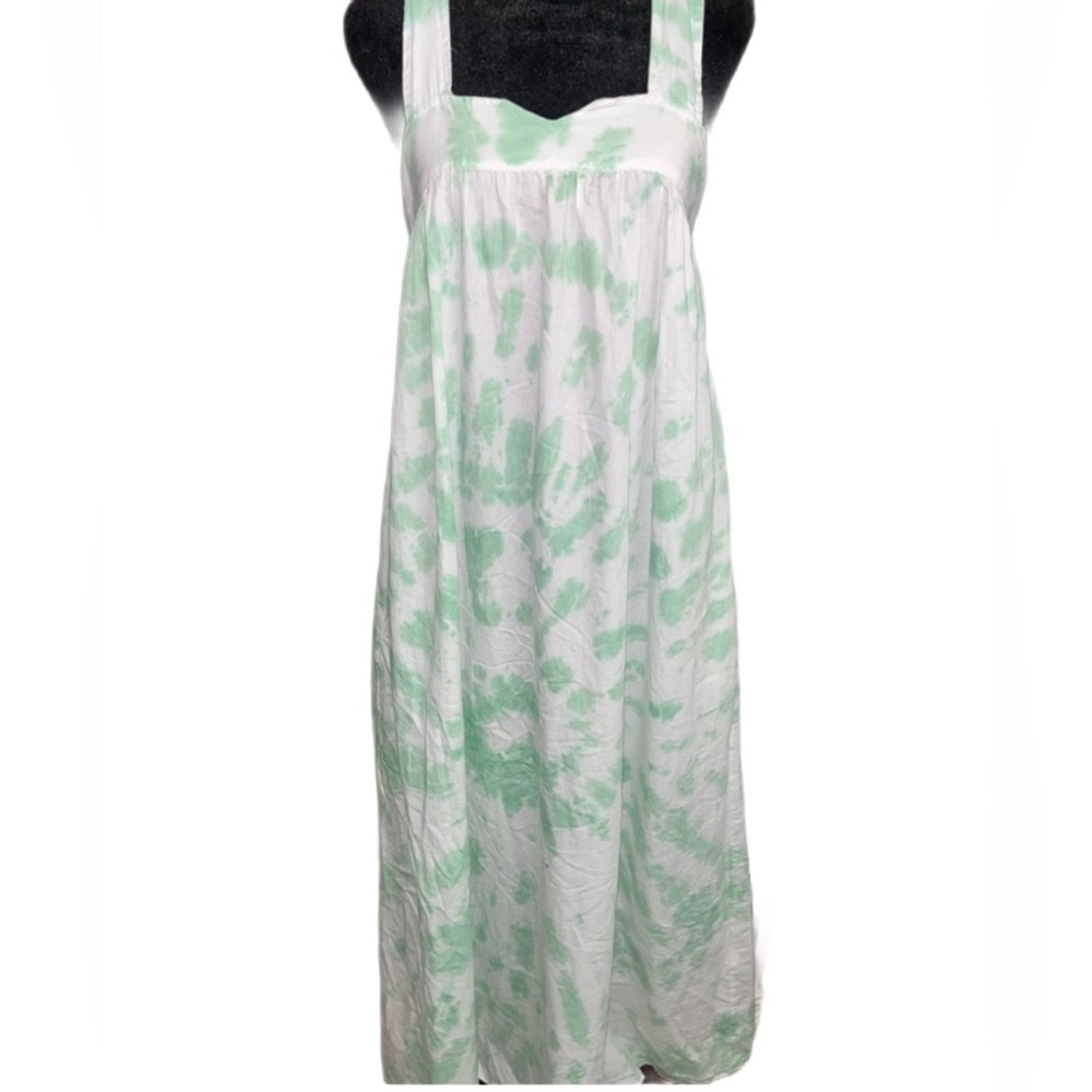 Stark- lightweight 100% Cotton White and Green Tye dye summer dress , adorable.